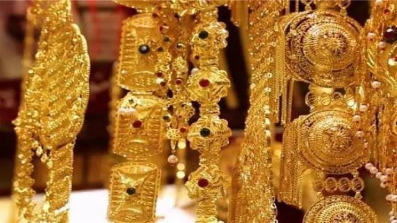 تأثير هبوط أسعار الأونصة عالمياً على تكلفة الذهب داخل الأسواق العراقية المحلية